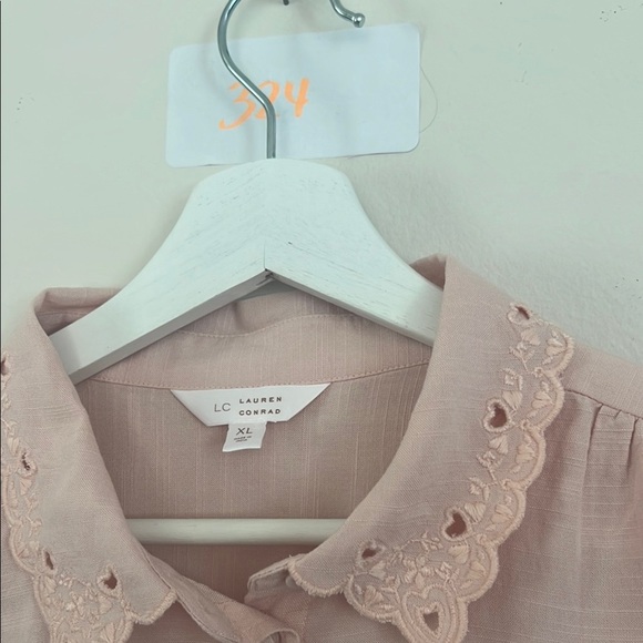 LC Lauren Conrad Pink Button Down Shirt Peter Pan Collar - Picture 9 of 12